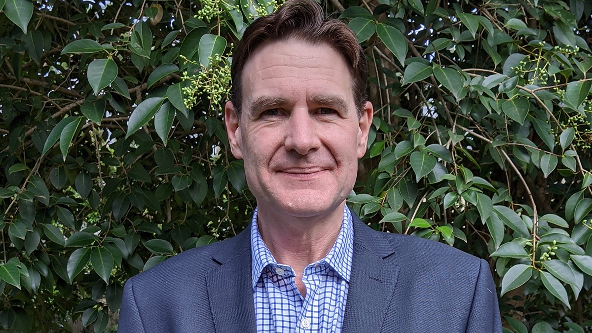 The HR Leader in conversation with Dr Dominic McLoughlin about